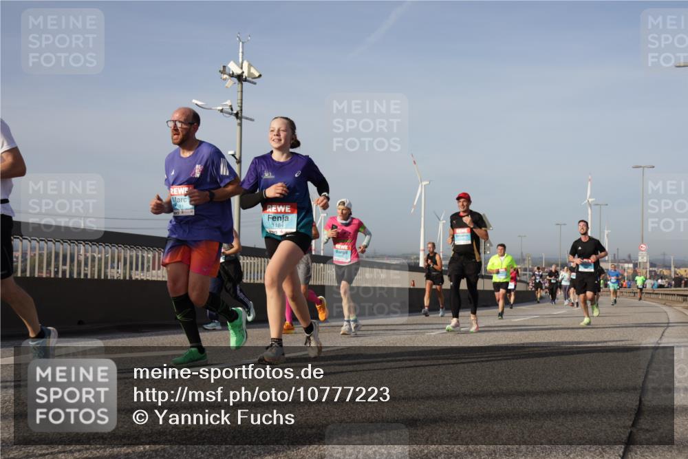 03.10.2026 - Köhlbrandbrückenlauf Yannick Fuchs http://msf.ph/oto/10777223 03.10.2026 09:43:40 Position 2 181, 1184 meine-sportfotos.de