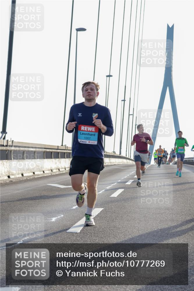 03.10.2026 - Köhlbrandbrückenlauf Yannick Fuchs http://msf.ph/oto/10777269 03.10.2026 09:21:02 Position 1 1007 meine-sportfotos.de