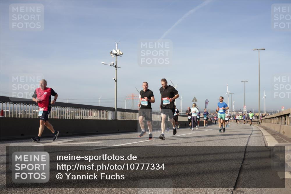 03.10.2026 - Köhlbrandbrückenlauf Yannick Fuchs http://msf.ph/oto/10777334 03.10.2026 09:43:48 Position 2  meine-sportfotos.de