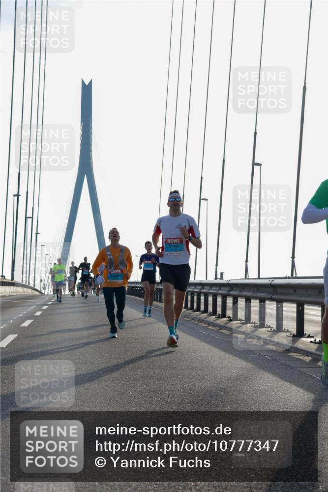 03.10.2026 - Köhlbrandbrückenlauf Yannick Fuchs http://msf.ph/oto/10777347 03.10.2026 09:21:10 Position 1  meine-sportfotos.de