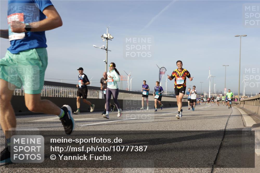 03.10.2026 - Köhlbrandbrückenlauf Yannick Fuchs http://msf.ph/oto/10777387 03.10.2026 09:43:52 Position 2  meine-sportfotos.de
