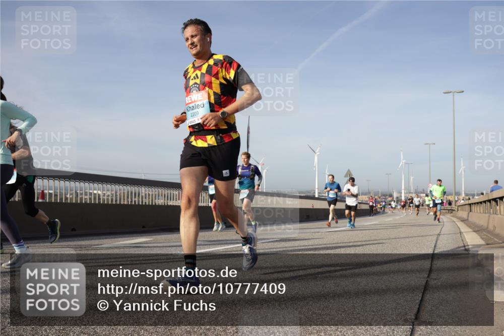 03.10.2026 - Köhlbrandbrückenlauf Yannick Fuchs http://msf.ph/oto/10777409 03.10.2026 09:43:54 Position 2 2209 meine-sportfotos.de