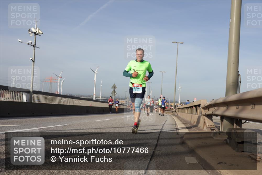 03.10.2026 - Köhlbrandbrückenlauf Yannick Fuchs http://msf.ph/oto/10777466 03.10.2026 09:43:59 Position 2 074, 8 meine-sportfotos.de