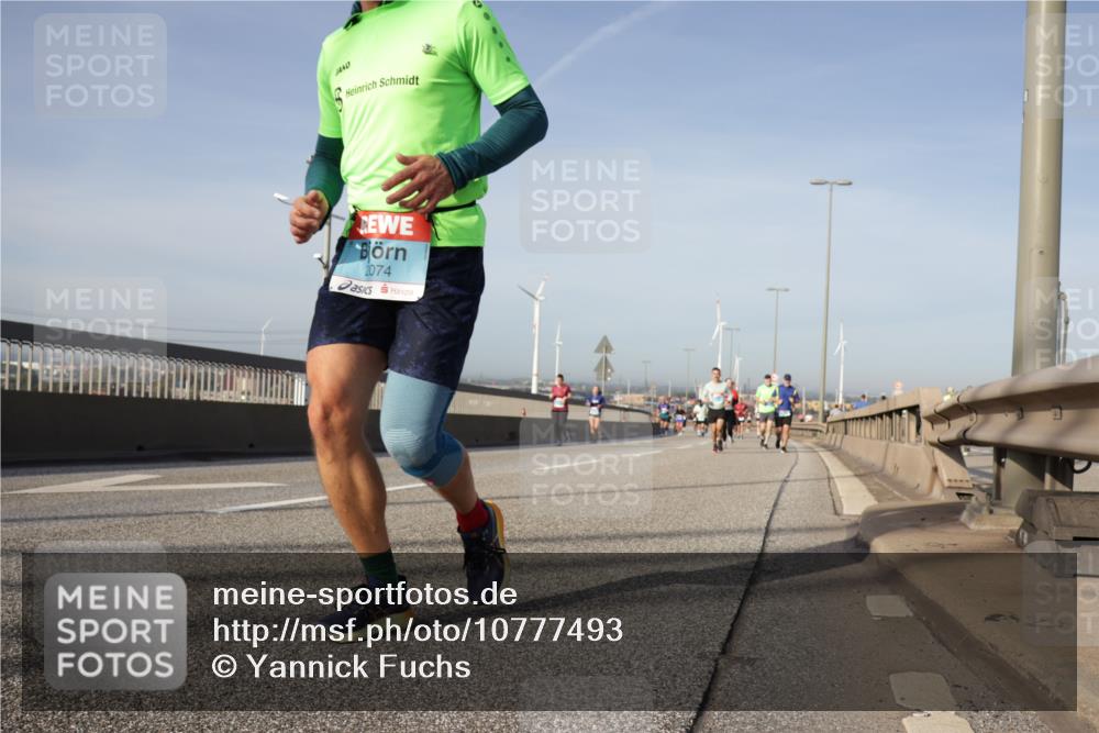 03.10.2026 - Köhlbrandbrückenlauf Yannick Fuchs http://msf.ph/oto/10777493 03.10.2026 09:44:00 Position 2 1111111, 2074 meine-sportfotos.de