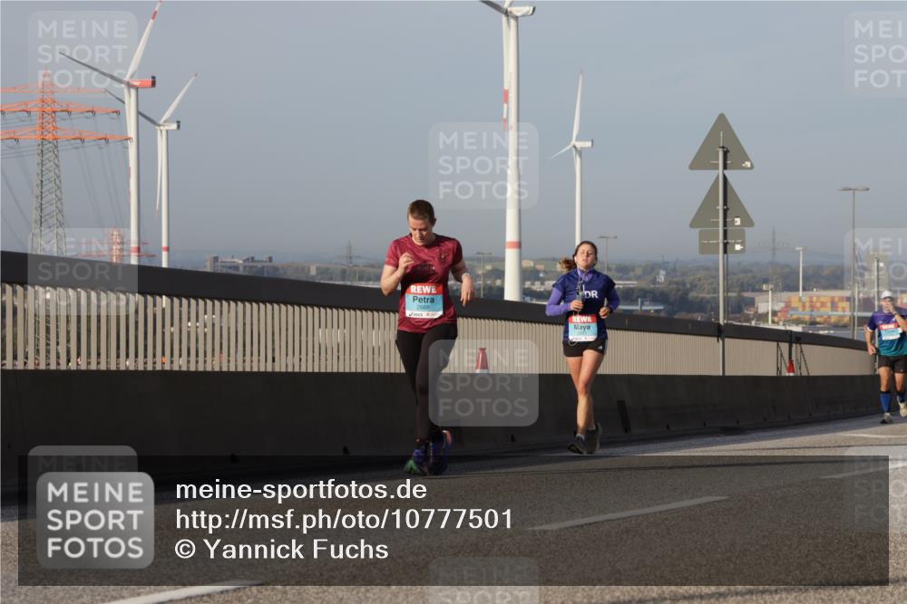 03.10.2026 - Köhlbrandbrückenlauf Yannick Fuchs http://msf.ph/oto/10777501 03.10.2026 09:44:01 Position 2  meine-sportfotos.de