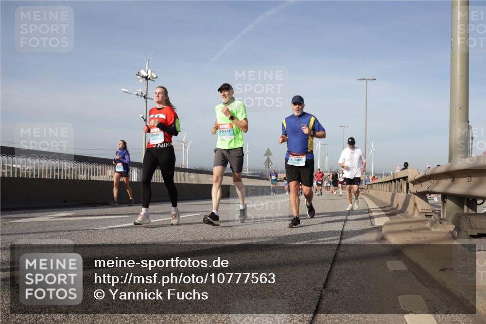 03.10.2026 - Köhlbrandbrückenlauf Yannick Fuchs http://msf.ph/oto/10777563 03.10.2026 09:44:06 Position 2 2630, 3367, 8 meine-sportfotos.de