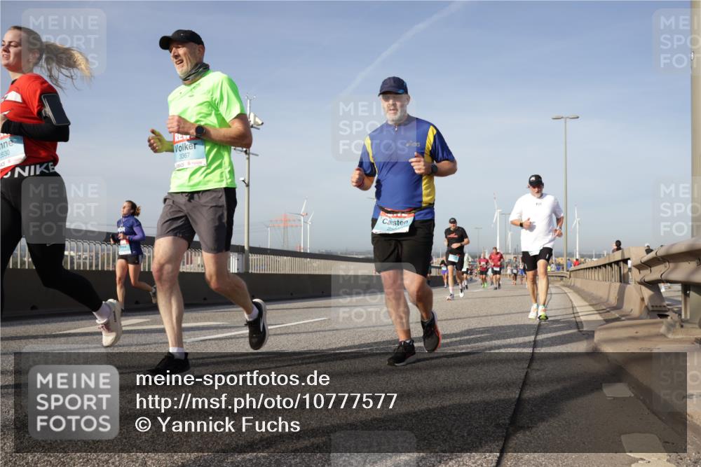 03.10.2026 - Köhlbrandbrückenlauf Yannick Fuchs http://msf.ph/oto/10777577 03.10.2026 09:44:07 Position 2 2630, 3367 meine-sportfotos.de