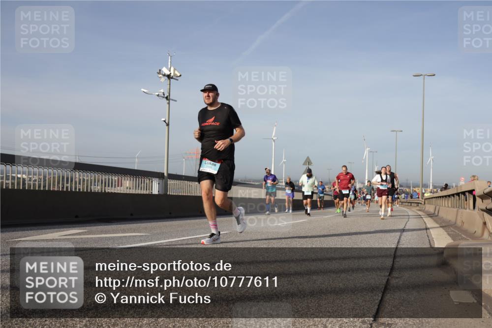 03.10.2026 - Köhlbrandbrückenlauf Yannick Fuchs http://msf.ph/oto/10777611 03.10.2026 09:44:10 Position 2  meine-sportfotos.de