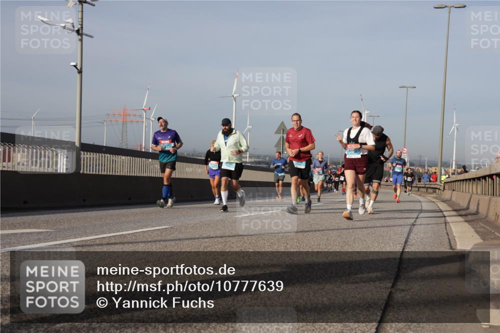 03.10.2026 - Köhlbrandbrückenlauf Yannick Fuchs http://msf.ph/oto/10777639 03.10.2026 09:44:12 Position 2  meine-sportfotos.de