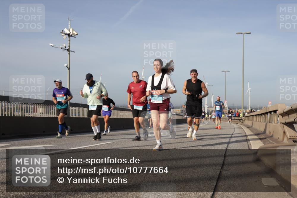 03.10.2026 - Köhlbrandbrückenlauf Yannick Fuchs http://msf.ph/oto/10777664 03.10.2026 09:44:13 Position 2 2507 meine-sportfotos.de