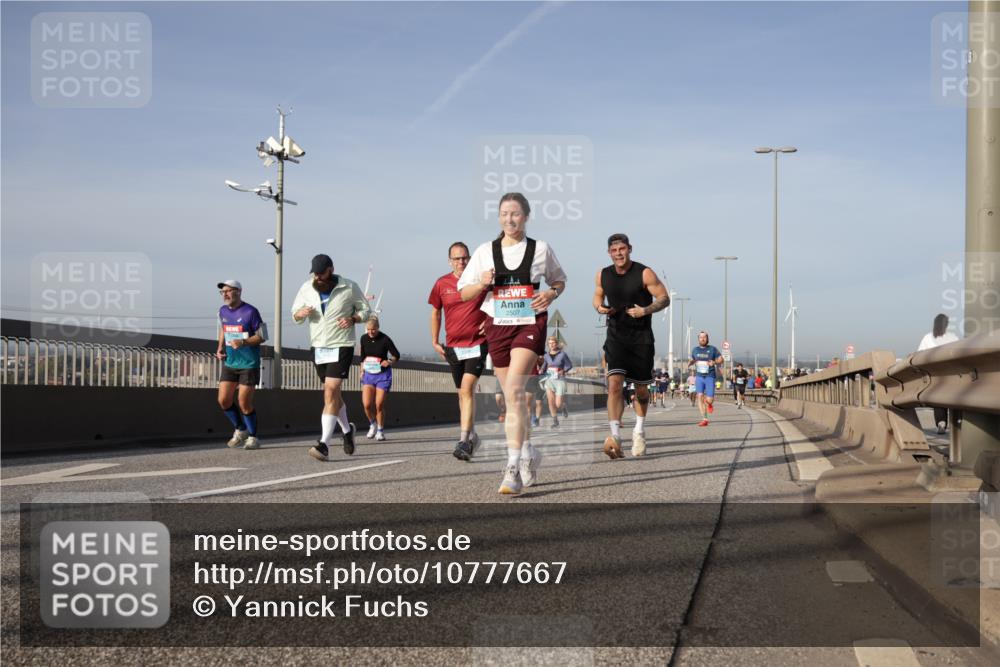 03.10.2026 - Köhlbrandbrückenlauf Yannick Fuchs http://msf.ph/oto/10777667 03.10.2026 09:44:13 Position 2 2507 meine-sportfotos.de