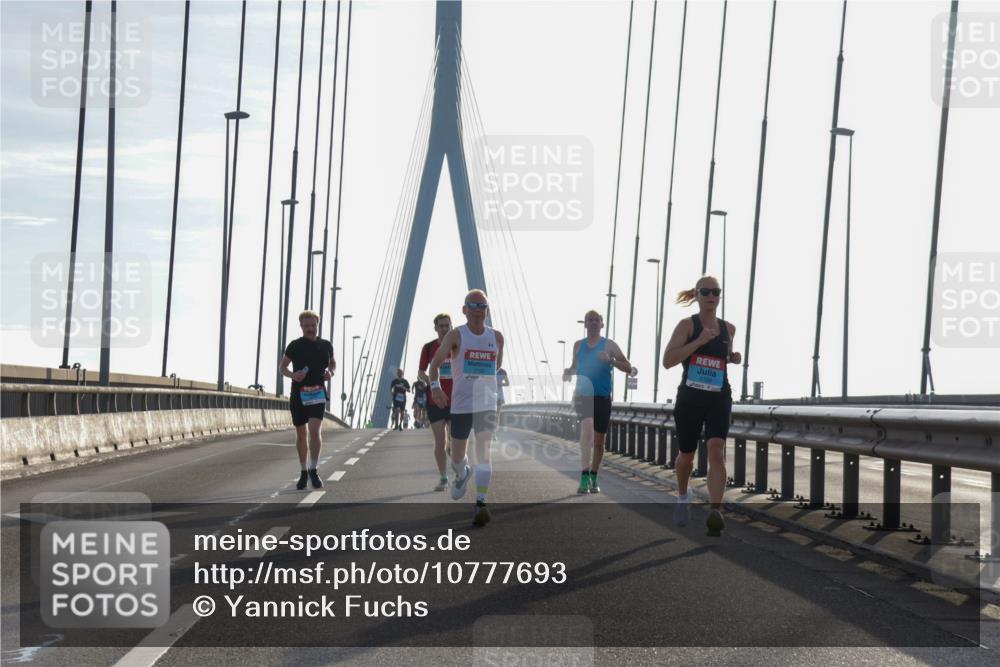 03.10.2026 - Köhlbrandbrückenlauf Yannick Fuchs http://msf.ph/oto/10777693 03.10.2026 09:21:41 Position 1  meine-sportfotos.de