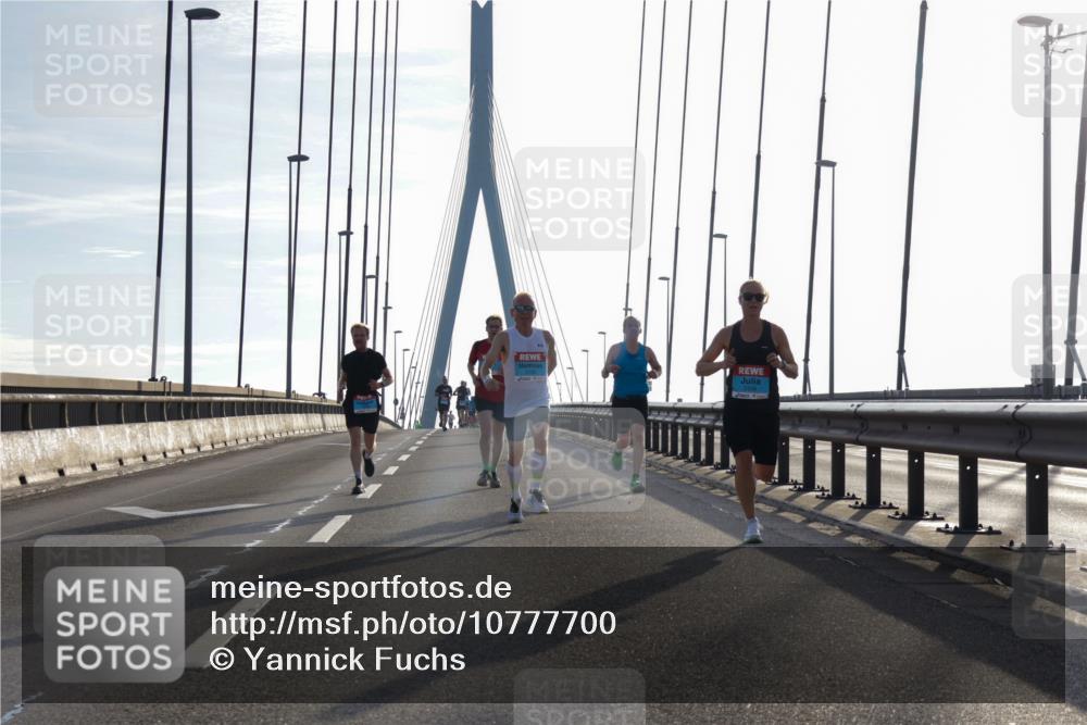03.10.2026 - Köhlbrandbrückenlauf Yannick Fuchs http://msf.ph/oto/10777700 03.10.2026 09:21:42 Position 1 2339 meine-sportfotos.de