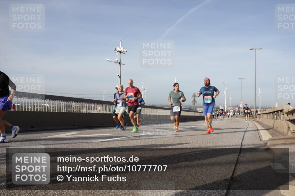 03.10.2026 - Köhlbrandbrückenlauf Yannick Fuchs http://msf.ph/oto/10777707 03.10.2026 09:44:16 Position 2  meine-sportfotos.de