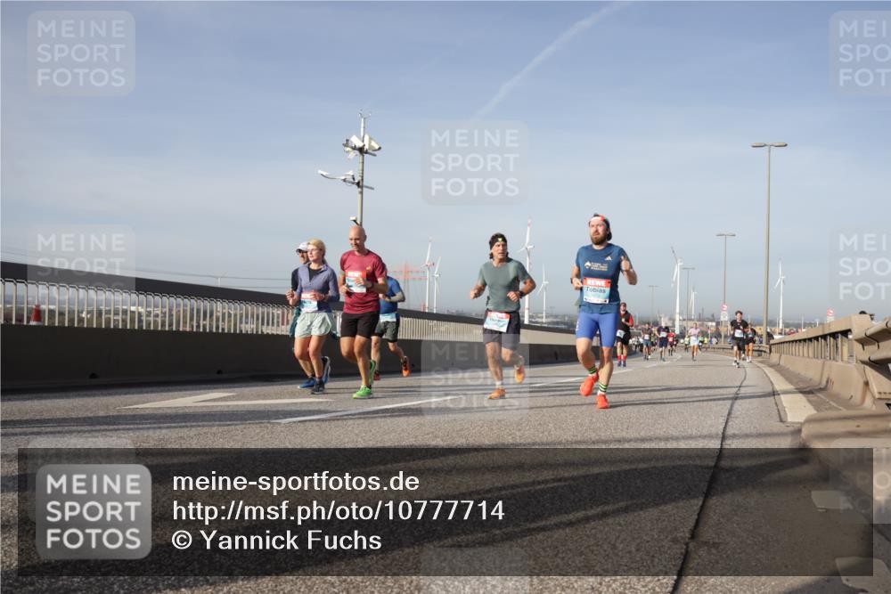 03.10.2026 - Köhlbrandbrückenlauf Yannick Fuchs http://msf.ph/oto/10777714 03.10.2026 09:44:17 Position 2  meine-sportfotos.de