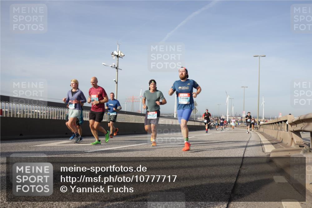 03.10.2026 - Köhlbrandbrückenlauf Yannick Fuchs http://msf.ph/oto/10777717 03.10.2026 09:44:17 Position 2 1473 meine-sportfotos.de