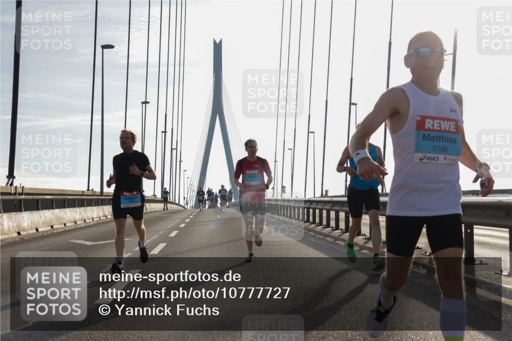03.10.2026 - Köhlbrandbrückenlauf Yannick Fuchs http://msf.ph/oto/10777727 03.10.2026 09:21:44 Position 1 2195 meine-sportfotos.de