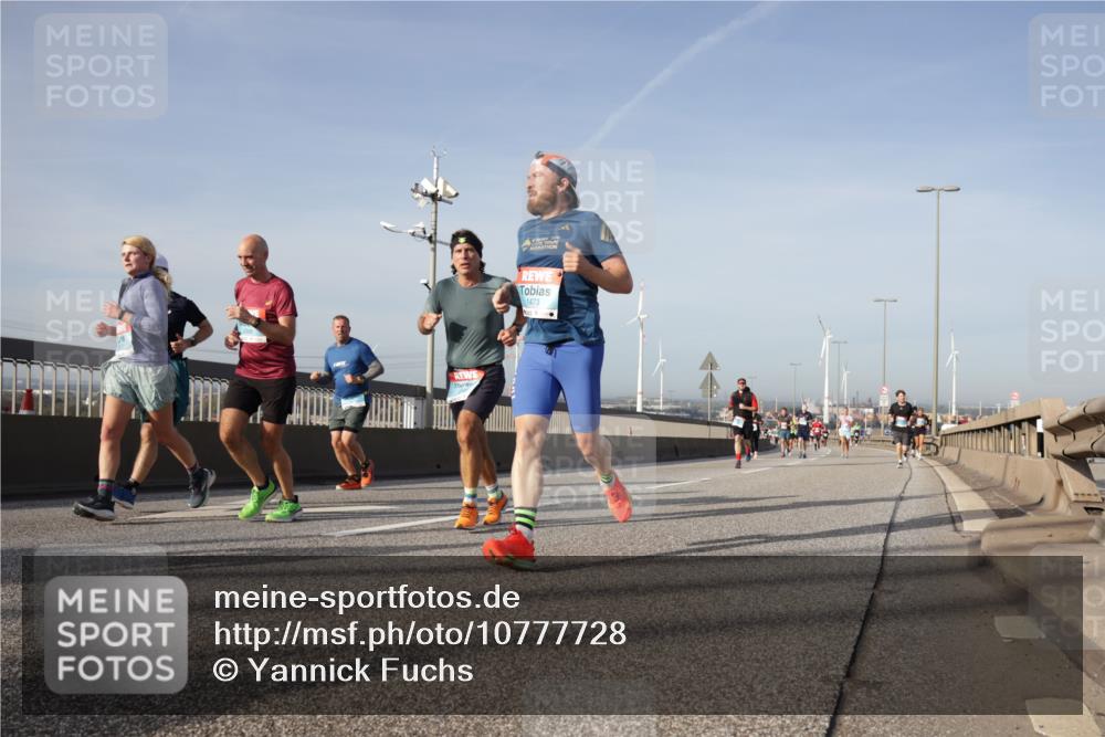 03.10.2026 - Köhlbrandbrückenlauf Yannick Fuchs http://msf.ph/oto/10777728 03.10.2026 09:44:18 Position 2 1473 meine-sportfotos.de