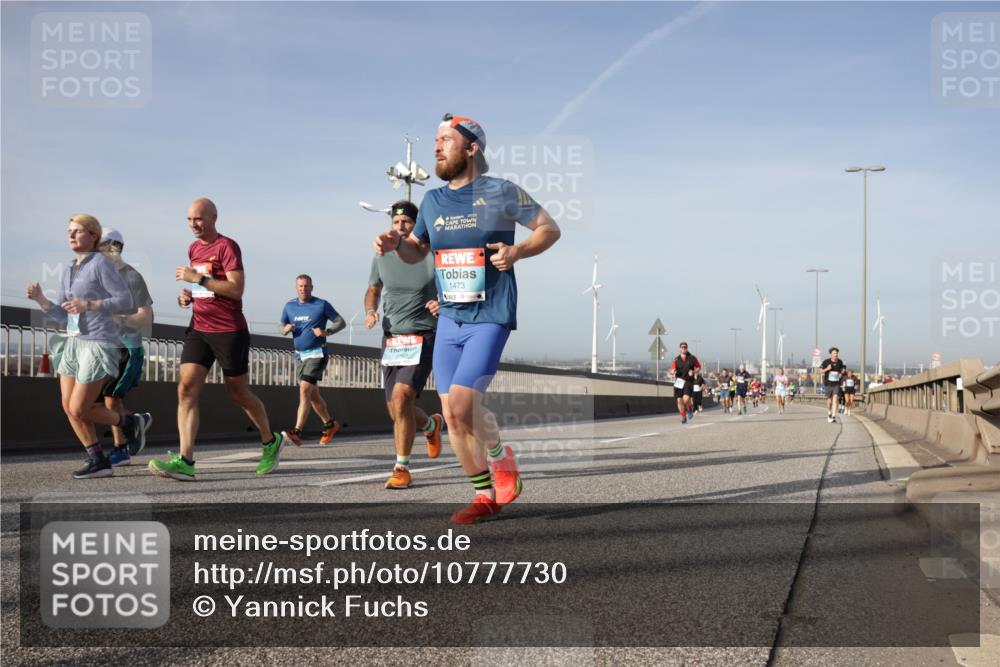 03.10.2026 - Köhlbrandbrückenlauf Yannick Fuchs http://msf.ph/oto/10777730 03.10.2026 09:44:18 Position 2 1473 meine-sportfotos.de