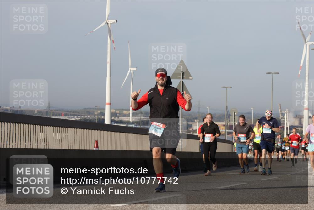 03.10.2026 - Köhlbrandbrückenlauf Yannick Fuchs http://msf.ph/oto/10777742 03.10.2026 09:44:19 Position 2 2588 meine-sportfotos.de