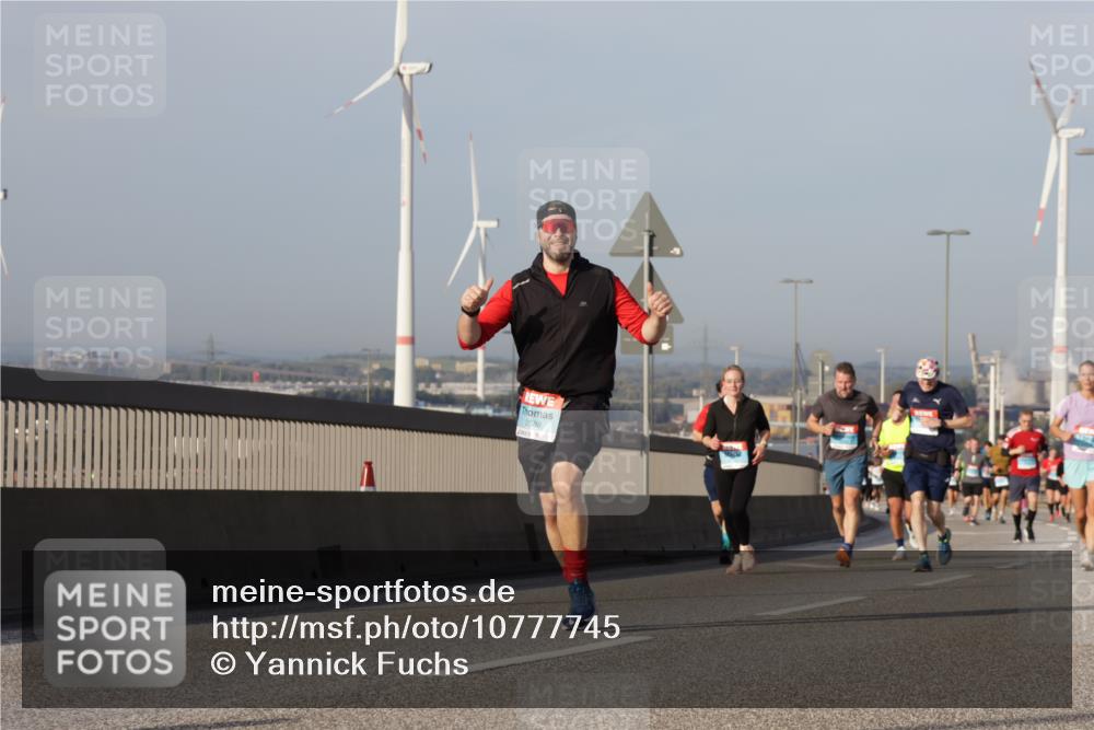 03.10.2026 - Köhlbrandbrückenlauf Yannick Fuchs http://msf.ph/oto/10777745 03.10.2026 09:44:19 Position 2 2588 meine-sportfotos.de