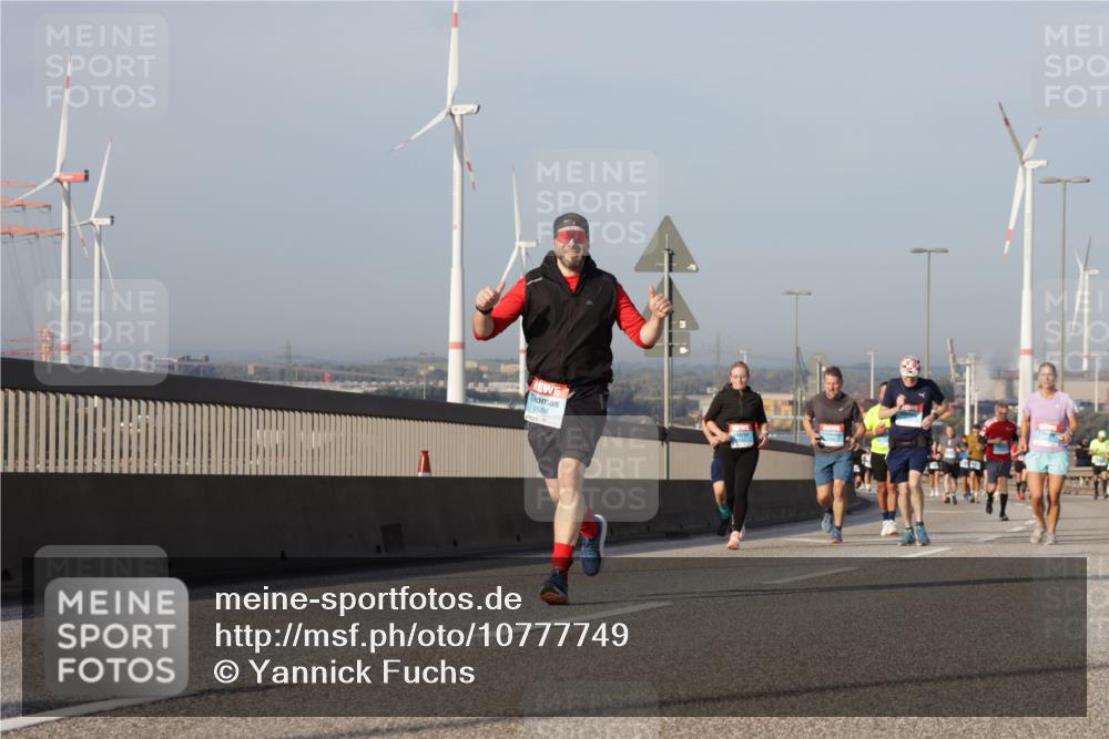 03.10.2026 - Köhlbrandbrückenlauf Yannick Fuchs http://msf.ph/oto/10777749 03.10.2026 09:44:19 Position 2 2588 meine-sportfotos.de