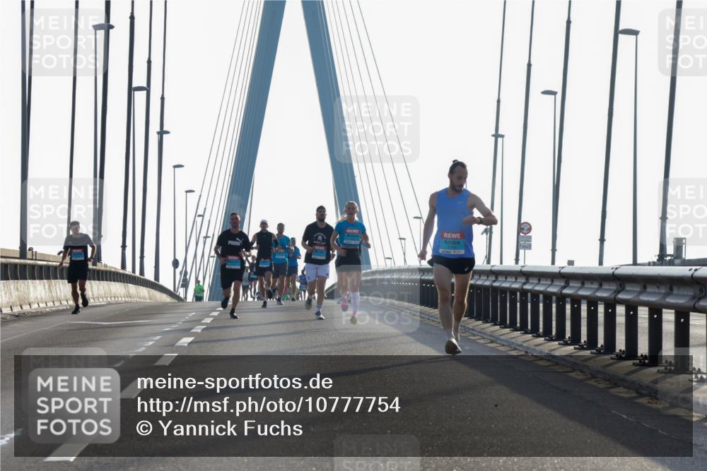 03.10.2026 - Köhlbrandbrückenlauf Yannick Fuchs http://msf.ph/oto/10777754 03.10.2026 09:21:47 Position 1  meine-sportfotos.de