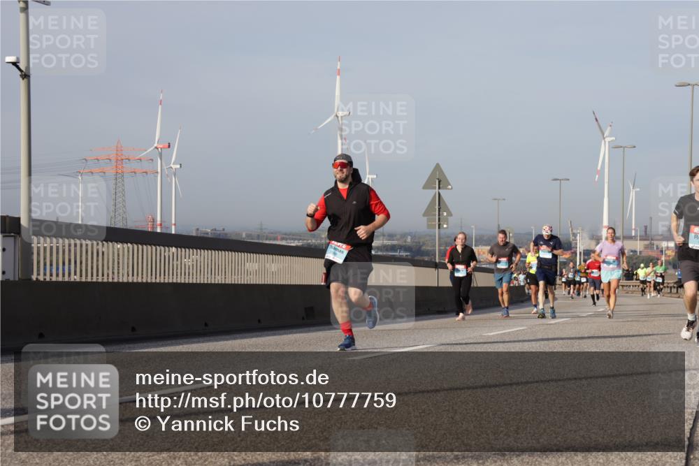 03.10.2026 - Köhlbrandbrückenlauf Yannick Fuchs http://msf.ph/oto/10777759 03.10.2026 09:44:20 Position 2 2588 meine-sportfotos.de
