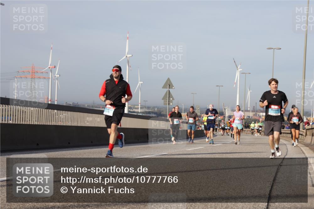 03.10.2026 - Köhlbrandbrückenlauf Yannick Fuchs http://msf.ph/oto/10777766 03.10.2026 09:44:20 Position 2  meine-sportfotos.de