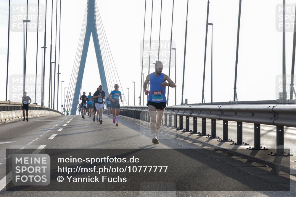 03.10.2026 - Köhlbrandbrückenlauf Yannick Fuchs http://msf.ph/oto/10777777 03.10.2026 09:21:50 Position 1  meine-sportfotos.de