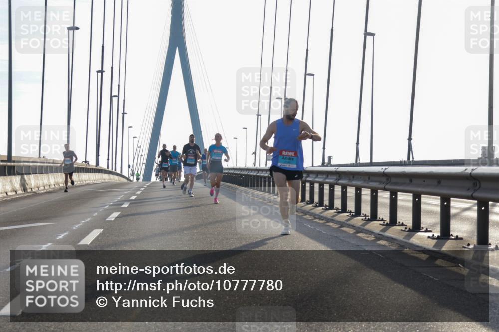 03.10.2026 - Köhlbrandbrückenlauf Yannick Fuchs http://msf.ph/oto/10777780 03.10.2026 09:21:50 Position 1  meine-sportfotos.de
