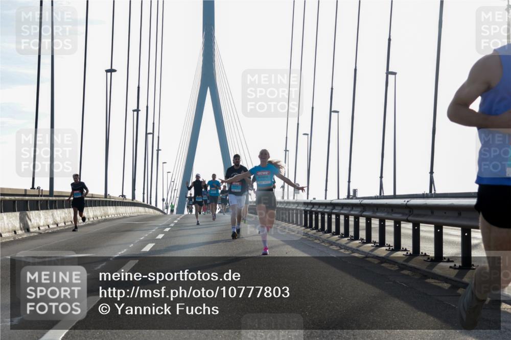03.10.2026 - Köhlbrandbrückenlauf Yannick Fuchs http://msf.ph/oto/10777803 03.10.2026 09:21:52 Position 1  meine-sportfotos.de