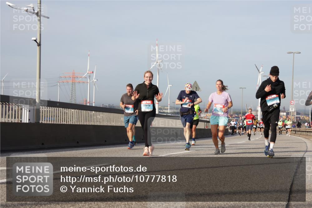 03.10.2026 - Köhlbrandbrückenlauf Yannick Fuchs http://msf.ph/oto/10777818 03.10.2026 09:44:25 Position 2  meine-sportfotos.de