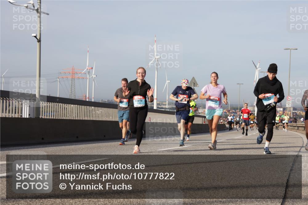 03.10.2026 - Köhlbrandbrückenlauf Yannick Fuchs http://msf.ph/oto/10777822 03.10.2026 09:44:25 Position 2 3130 meine-sportfotos.de
