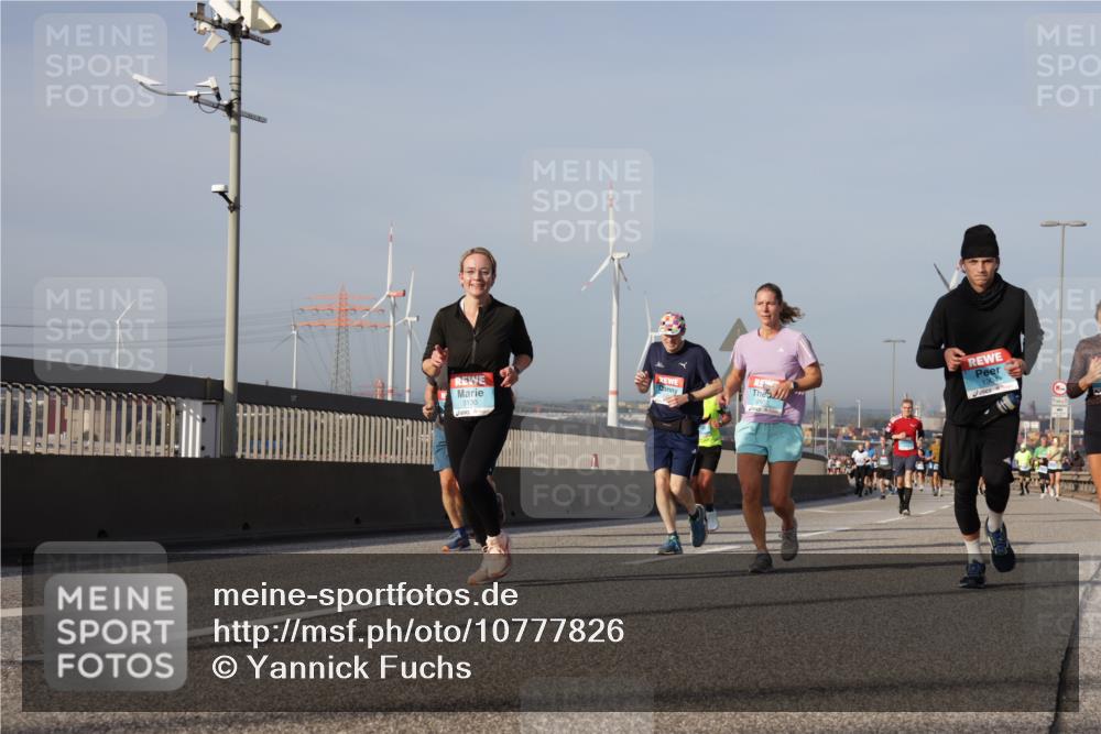 03.10.2026 - Köhlbrandbrückenlauf Yannick Fuchs http://msf.ph/oto/10777826 03.10.2026 09:44:26 Position 2 3130 meine-sportfotos.de