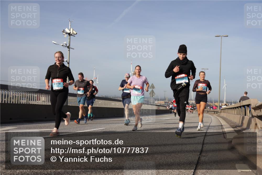 03.10.2026 - Köhlbrandbrückenlauf Yannick Fuchs http://msf.ph/oto/10777837 03.10.2026 09:44:27 Position 2 1304, 130 meine-sportfotos.de