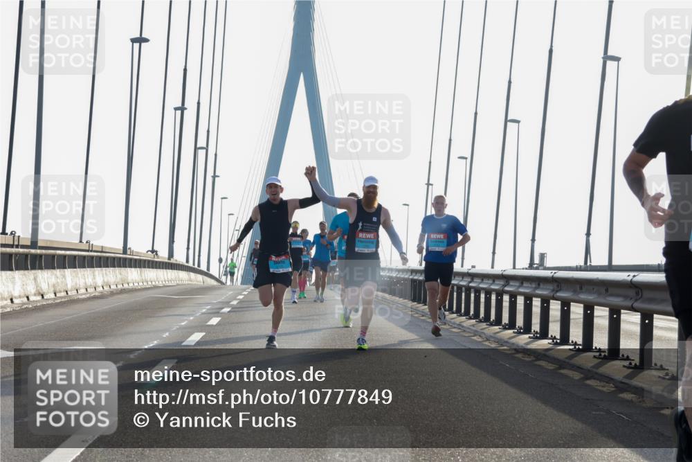 03.10.2026 - Köhlbrandbrückenlauf Yannick Fuchs http://msf.ph/oto/10777849 03.10.2026 09:21:57 Position 1  meine-sportfotos.de