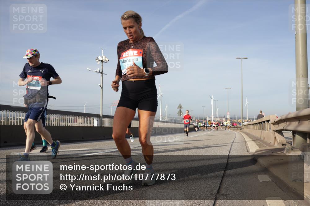 03.10.2026 - Köhlbrandbrückenlauf Yannick Fuchs http://msf.ph/oto/10777873 03.10.2026 09:44:29 Position 2 1205 meine-sportfotos.de