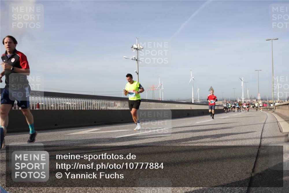 03.10.2026 - Köhlbrandbrückenlauf Yannick Fuchs http://msf.ph/oto/10777884 03.10.2026 09:44:30 Position 2  meine-sportfotos.de