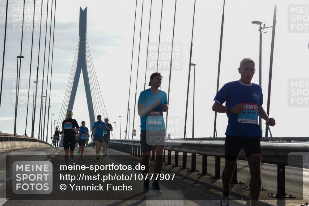 03.10.2026 - Köhlbrandbrückenlauf Yannick Fuchs http://msf.ph/oto/10777907 03.10.2026 09:22:01 Position 1 2175, 1712 meine-sportfotos.de