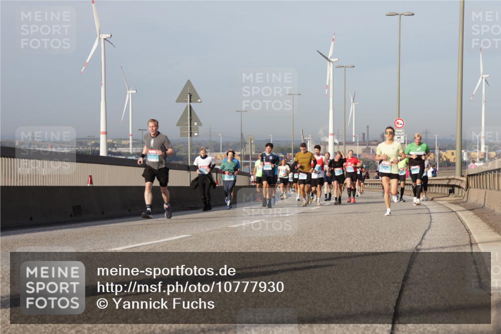 03.10.2026 - Köhlbrandbrückenlauf Yannick Fuchs http://msf.ph/oto/10777930 03.10.2026 09:44:34 Position 2 500 meine-sportfotos.de