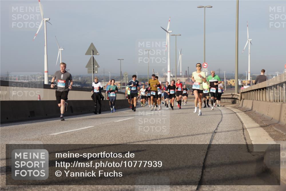 03.10.2026 - Köhlbrandbrückenlauf Yannick Fuchs http://msf.ph/oto/10777939 03.10.2026 09:44:34 Position 2 500 meine-sportfotos.de