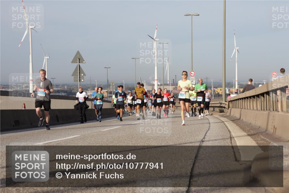 03.10.2026 - Köhlbrandbrückenlauf Yannick Fuchs http://msf.ph/oto/10777941 03.10.2026 09:44:34 Position 2 500 meine-sportfotos.de