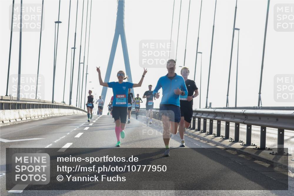 03.10.2026 - Köhlbrandbrückenlauf Yannick Fuchs http://msf.ph/oto/10777950 03.10.2026 09:22:04 Position 1 1714 meine-sportfotos.de
