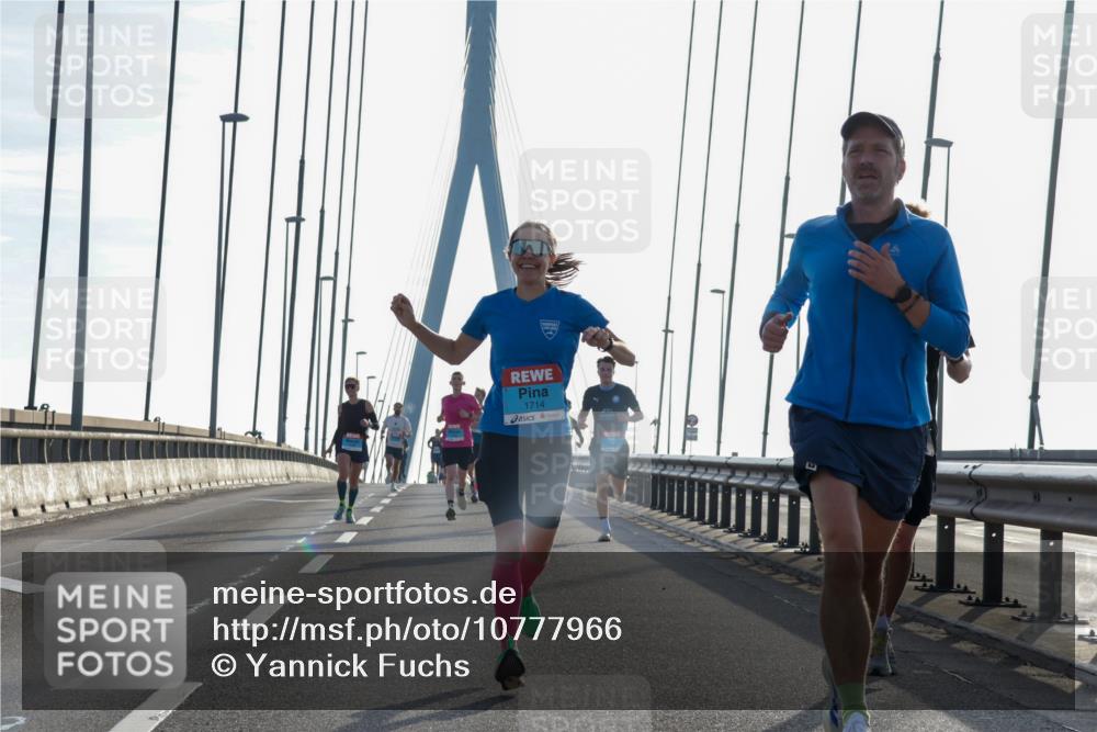 03.10.2026 - Köhlbrandbrückenlauf Yannick Fuchs http://msf.ph/oto/10777966 03.10.2026 09:22:06 Position 1 1714 meine-sportfotos.de