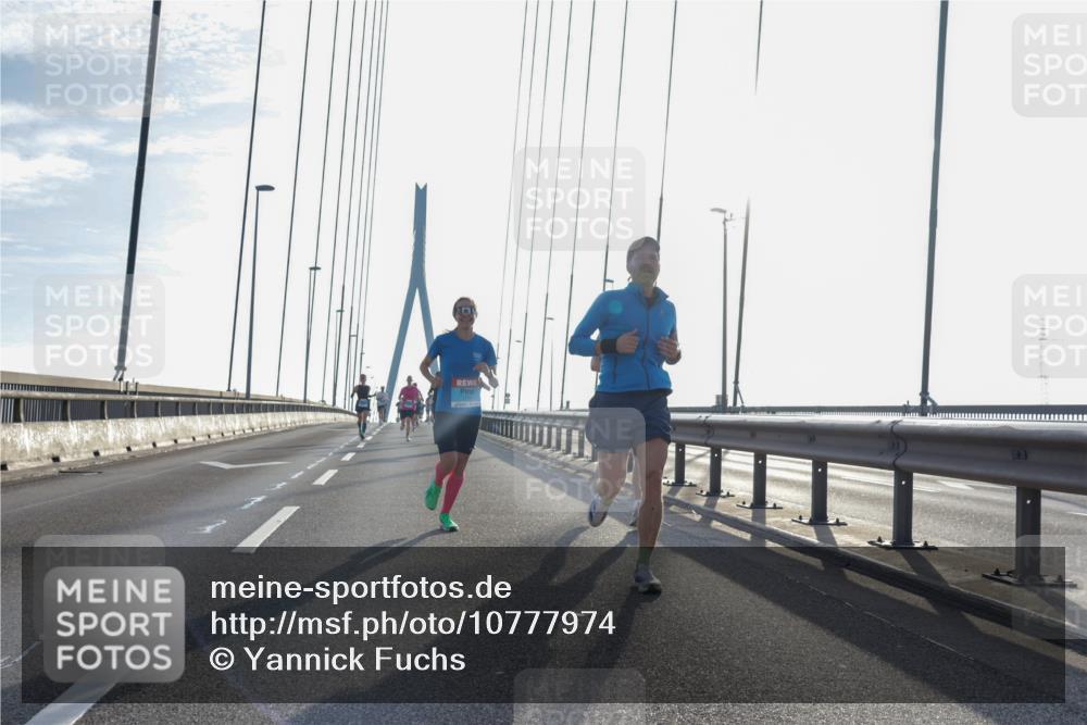 03.10.2026 - Köhlbrandbrückenlauf Yannick Fuchs http://msf.ph/oto/10777974 03.10.2026 09:22:06 Position 1  meine-sportfotos.de