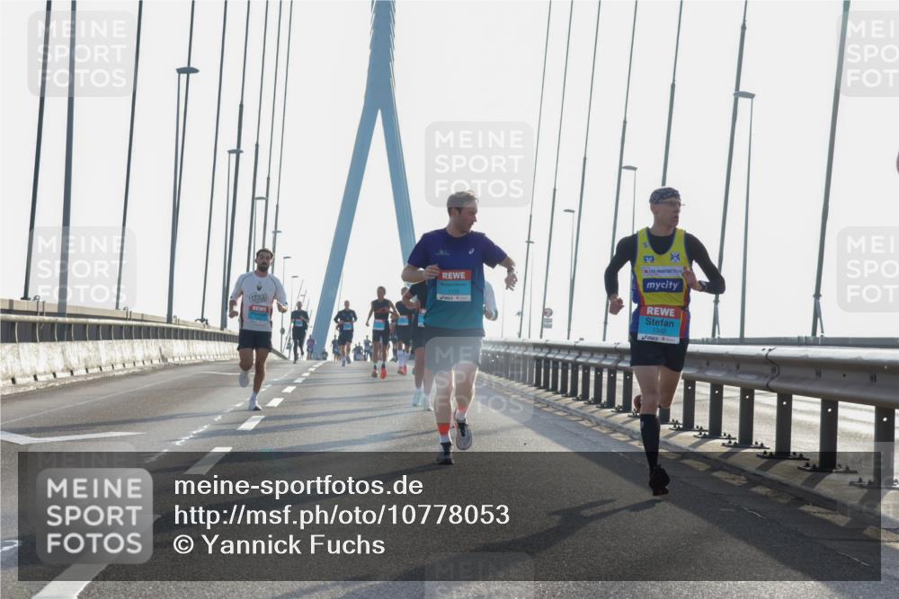 03.10.2026 - Köhlbrandbrückenlauf Yannick Fuchs http://msf.ph/oto/10778053 03.10.2026 09:22:13 Position 1 1342 meine-sportfotos.de