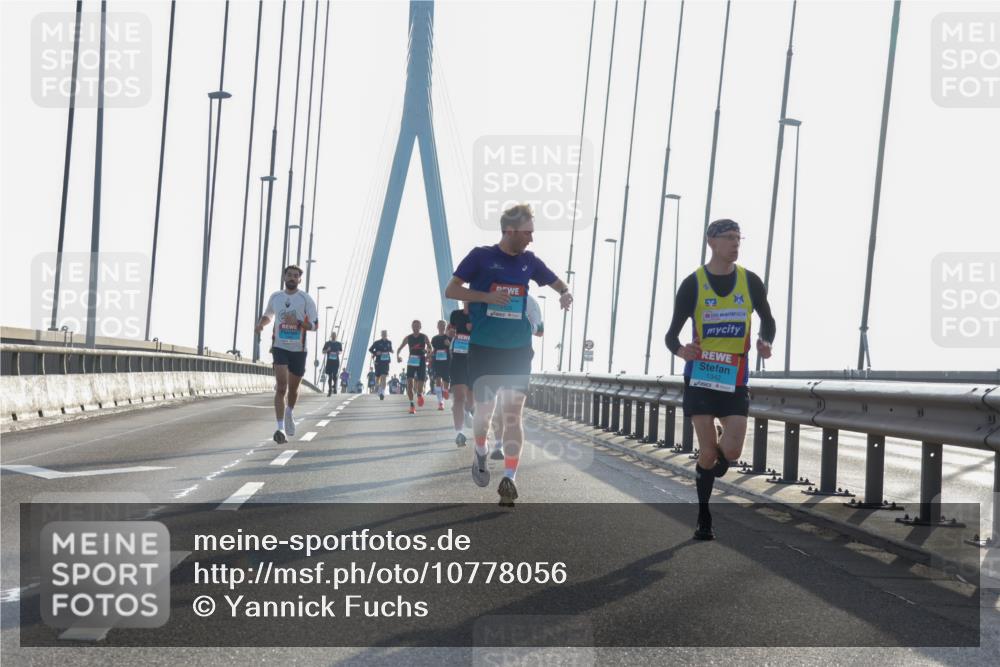 03.10.2026 - Köhlbrandbrückenlauf Yannick Fuchs http://msf.ph/oto/10778056 03.10.2026 09:22:13 Position 1 1342 meine-sportfotos.de
