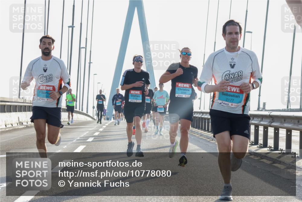 03.10.2026 - Köhlbrandbrückenlauf Yannick Fuchs http://msf.ph/oto/10778080 03.10.2026 09:22:16 Position 1 2133, 1066, 2235, 2177 meine-sportfotos.de