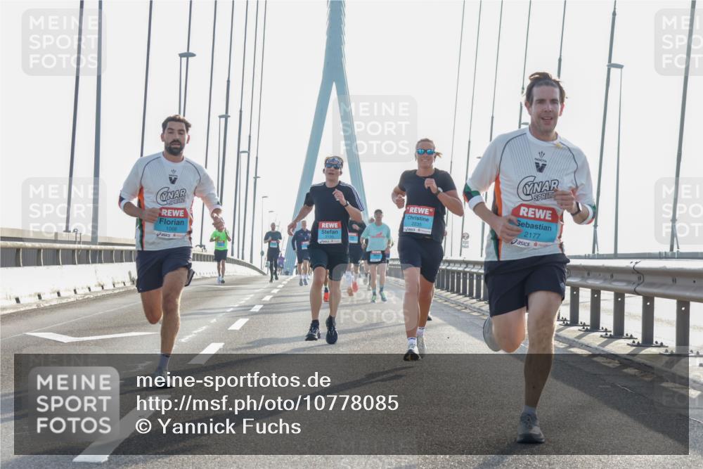 03.10.2026 - Köhlbrandbrückenlauf Yannick Fuchs http://msf.ph/oto/10778085 03.10.2026 09:22:16 Position 1 1066, 2133, 2235, 2177 meine-sportfotos.de